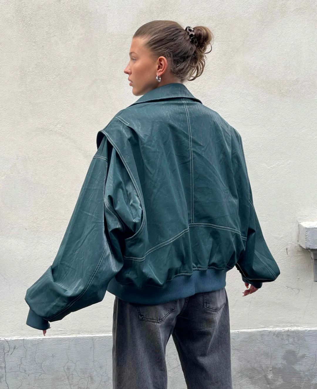 Chaqueta bomber de cuero Lara – Estilo y comodidad máxima